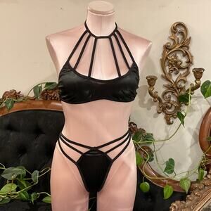 Vintage Strappy Faris Halter Bra  Panties 2 Piece Set High Cut Size S Black